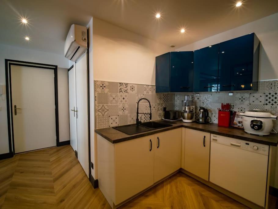 Duplex Jeanne D'Arc Billard Baby Logements Insolites Nancy Exterior photo
