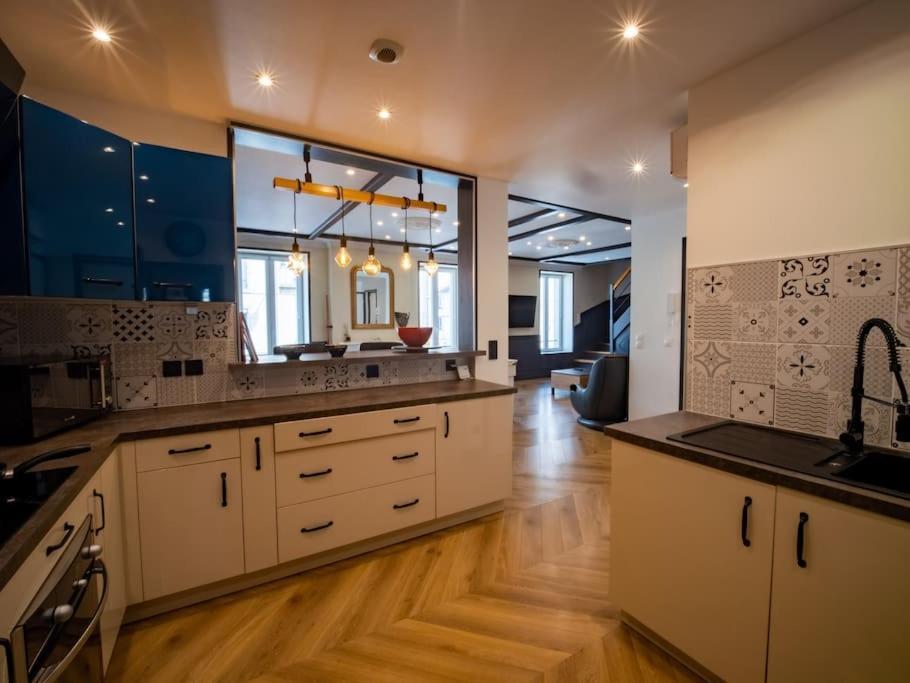 Duplex Jeanne D'Arc Billard Baby Logements Insolites Nancy Exterior photo